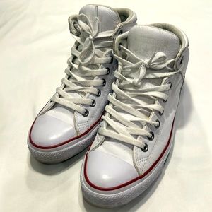 Converse Men’s Mid-Chuck Taylor